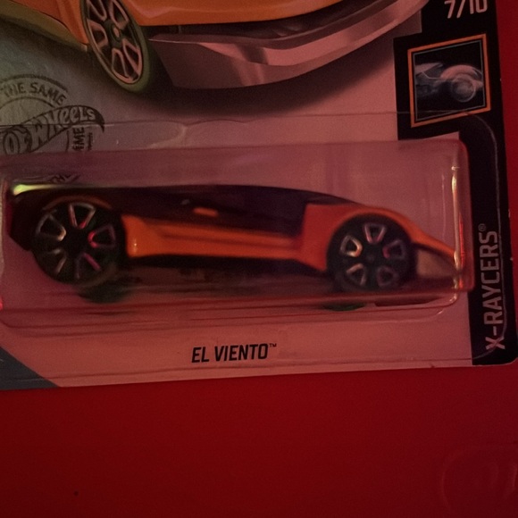 Hotwheels - Picture 2 of 3